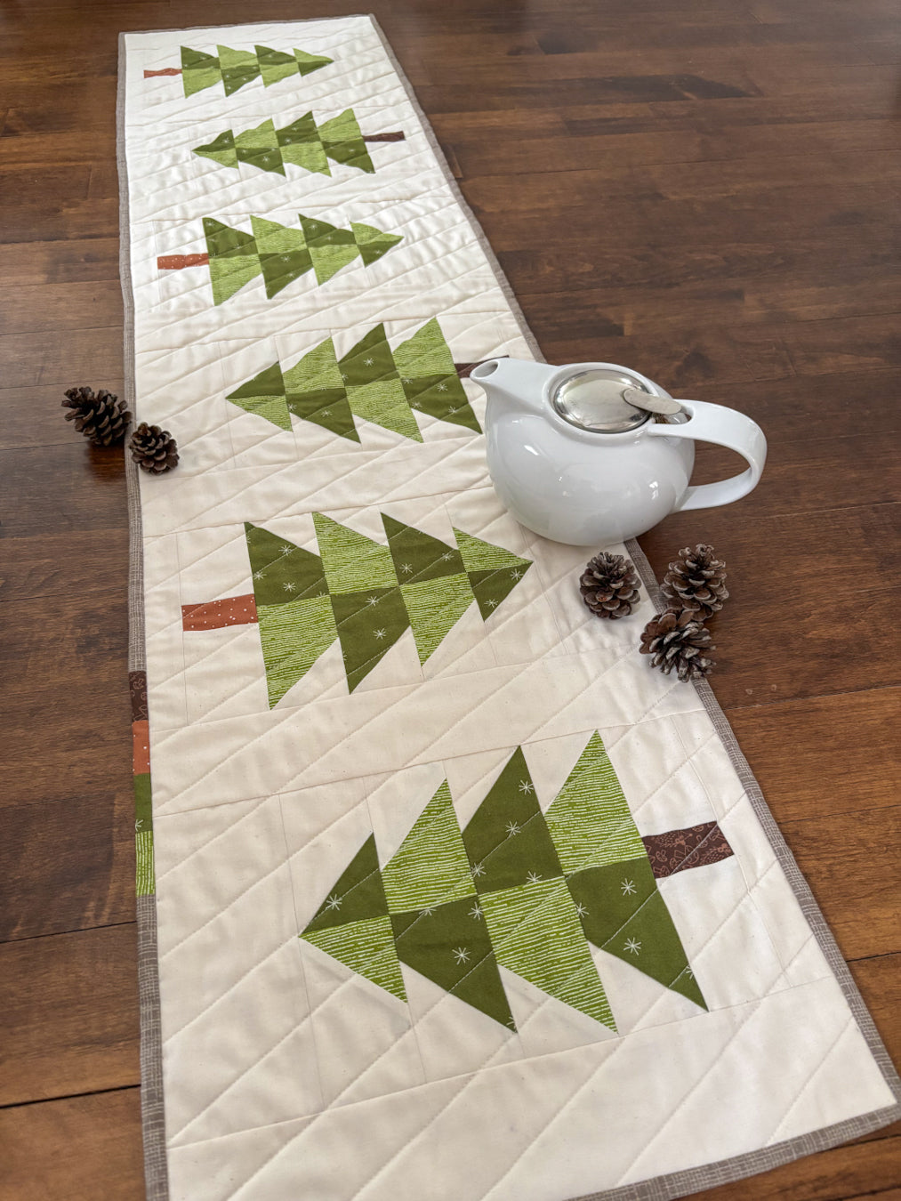How to make an Evergreen table runner